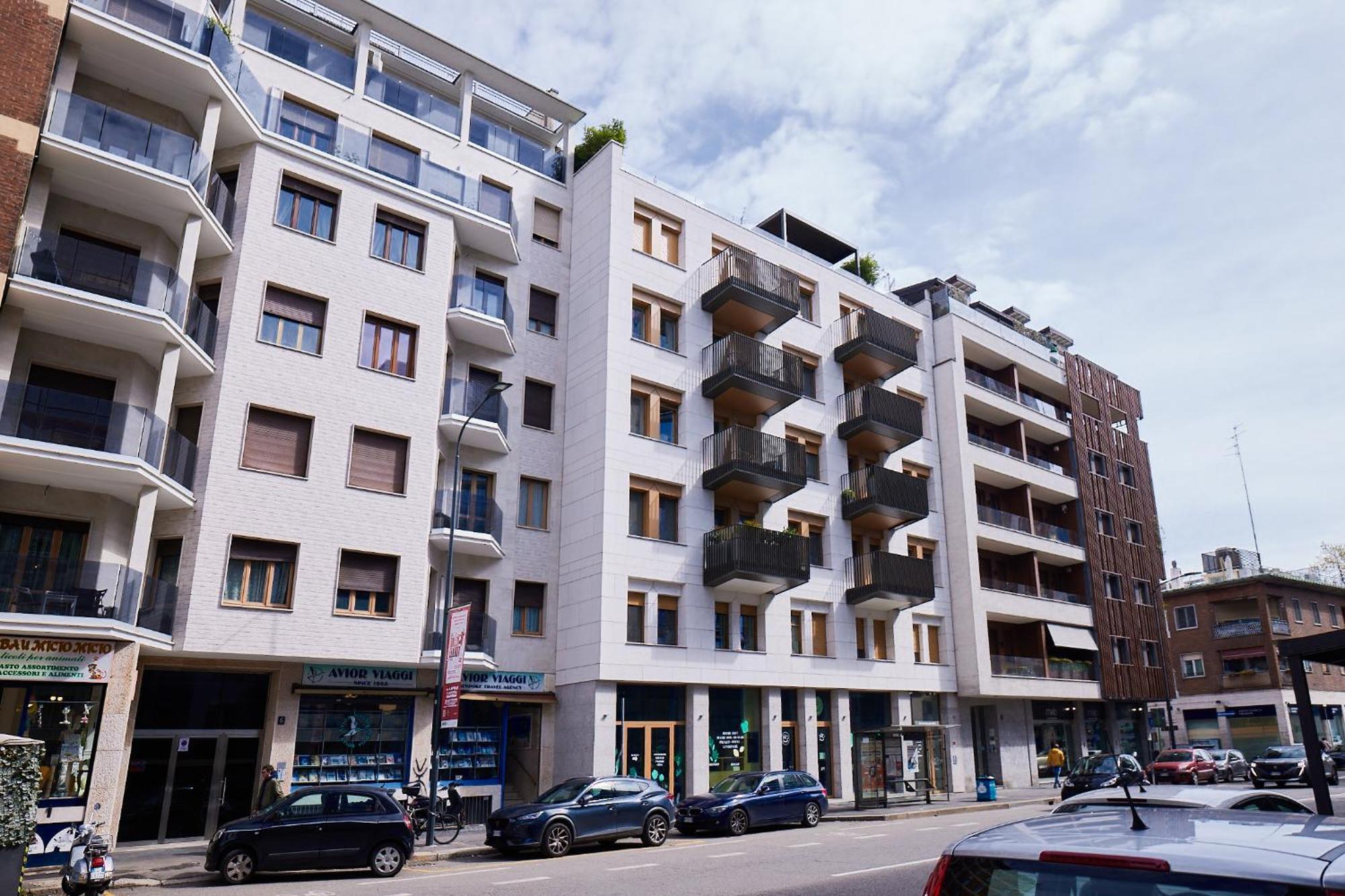 Italian Fashion Suite - Luxurious Marble City Center Милано Екстериор снимка